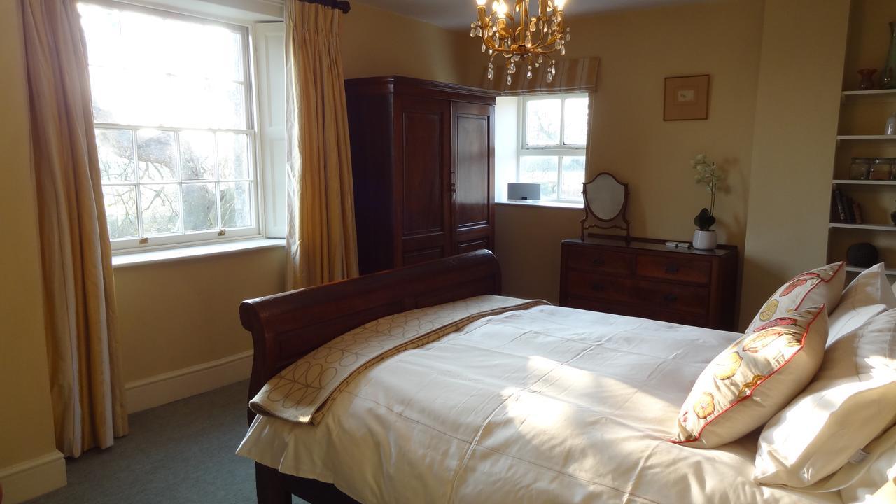 Bed and Breakfast Huxham Farmhouse East Pennard Экстерьер фото