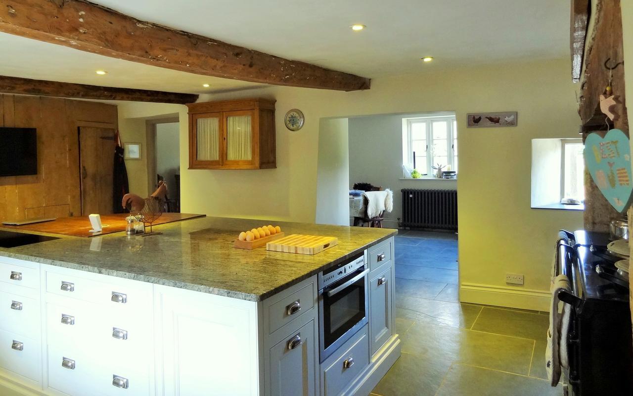 Bed and Breakfast Huxham Farmhouse East Pennard Экстерьер фото